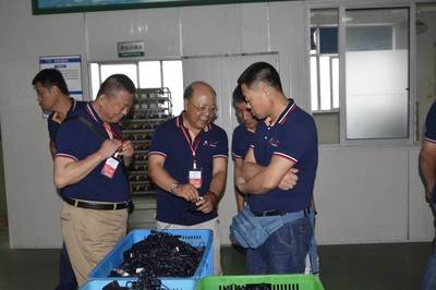 【快訊】匯聚五洲商友,創(chuàng)造共贏未來(lái)--2017年潤(rùn)新公司產(chǎn)品技術(shù)交流會(huì)順利召開(kāi)!